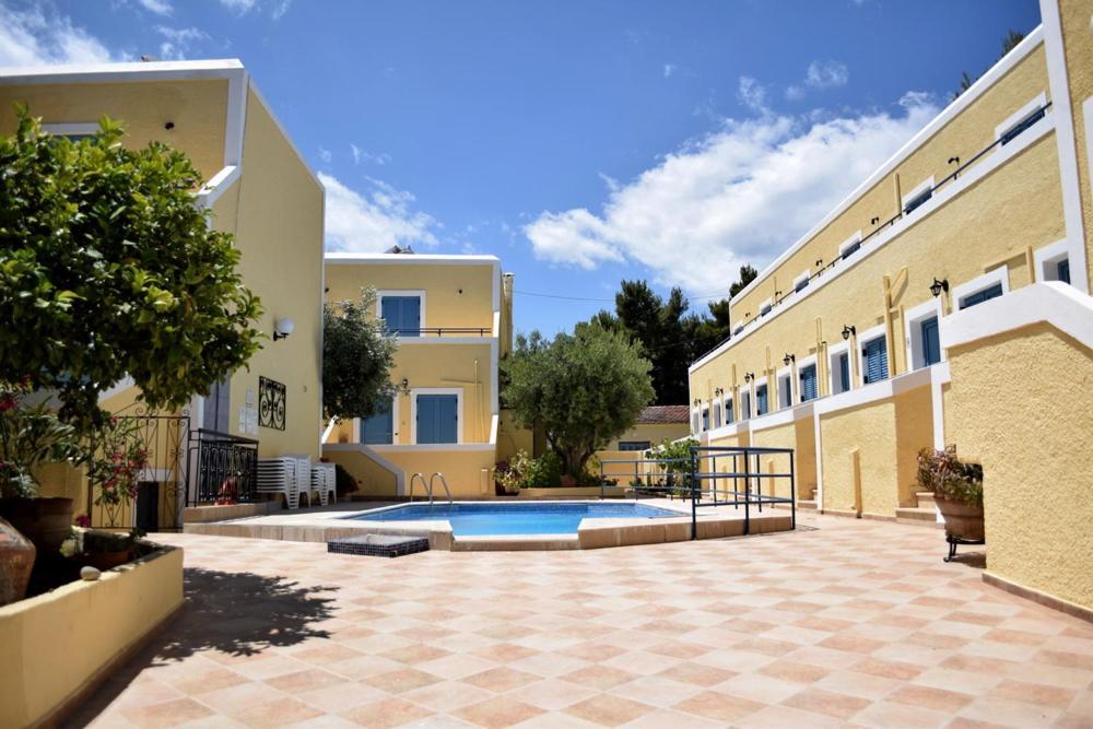 Agia Marina  Esperides Maisonettes מראה חיצוני תמונה