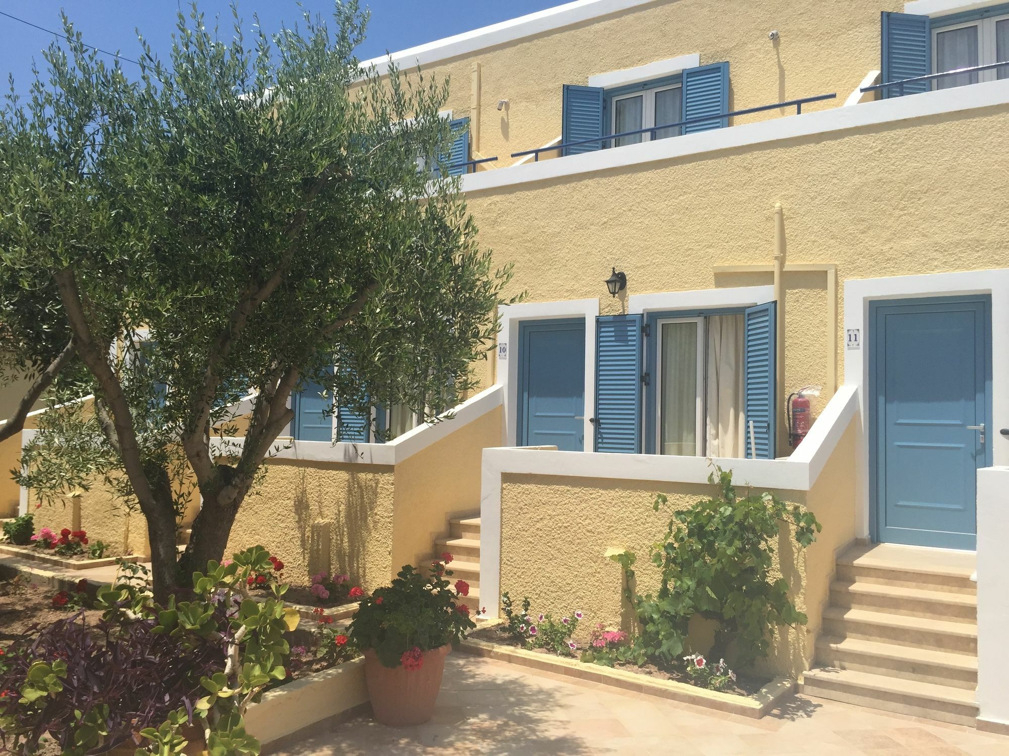 Agia Marina  Esperides Maisonettes מראה חיצוני תמונה